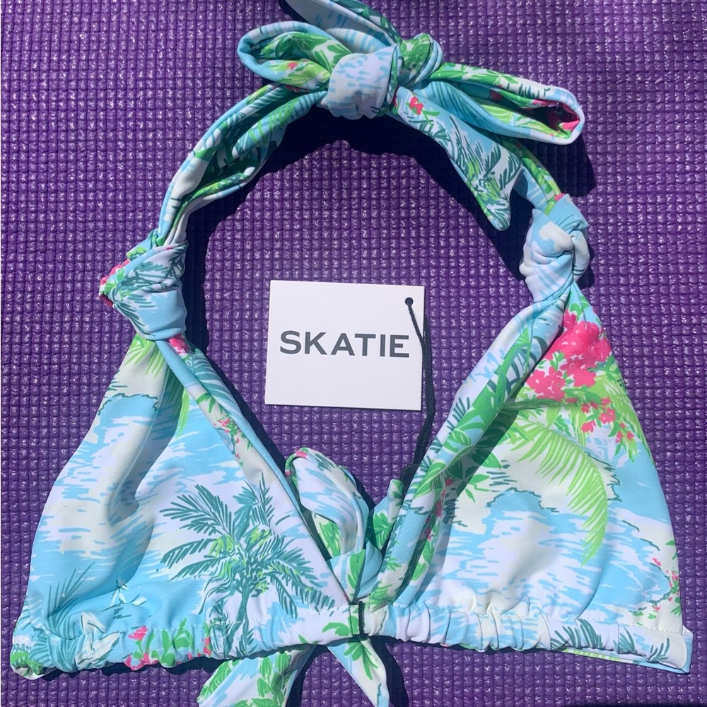 Skatie floral palm tree print triangle top